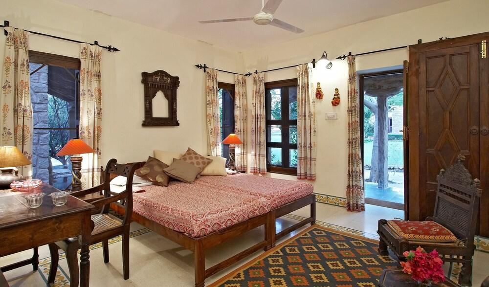Manvar Resort & Desert Camp Dechu Bagian luar foto